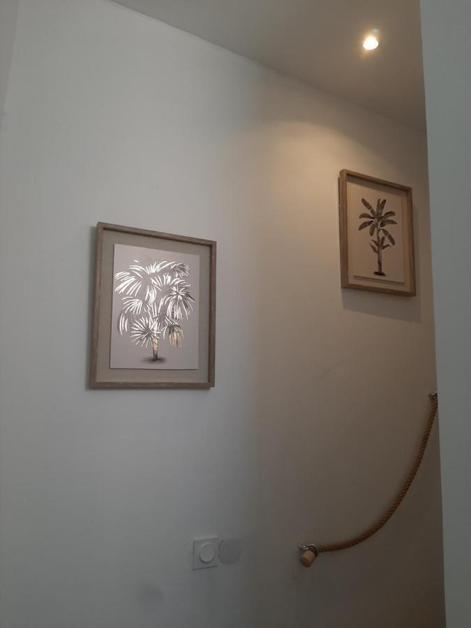 エルヌLaetitia Et Yaniv Dagonアパートメント エクステリア 写真